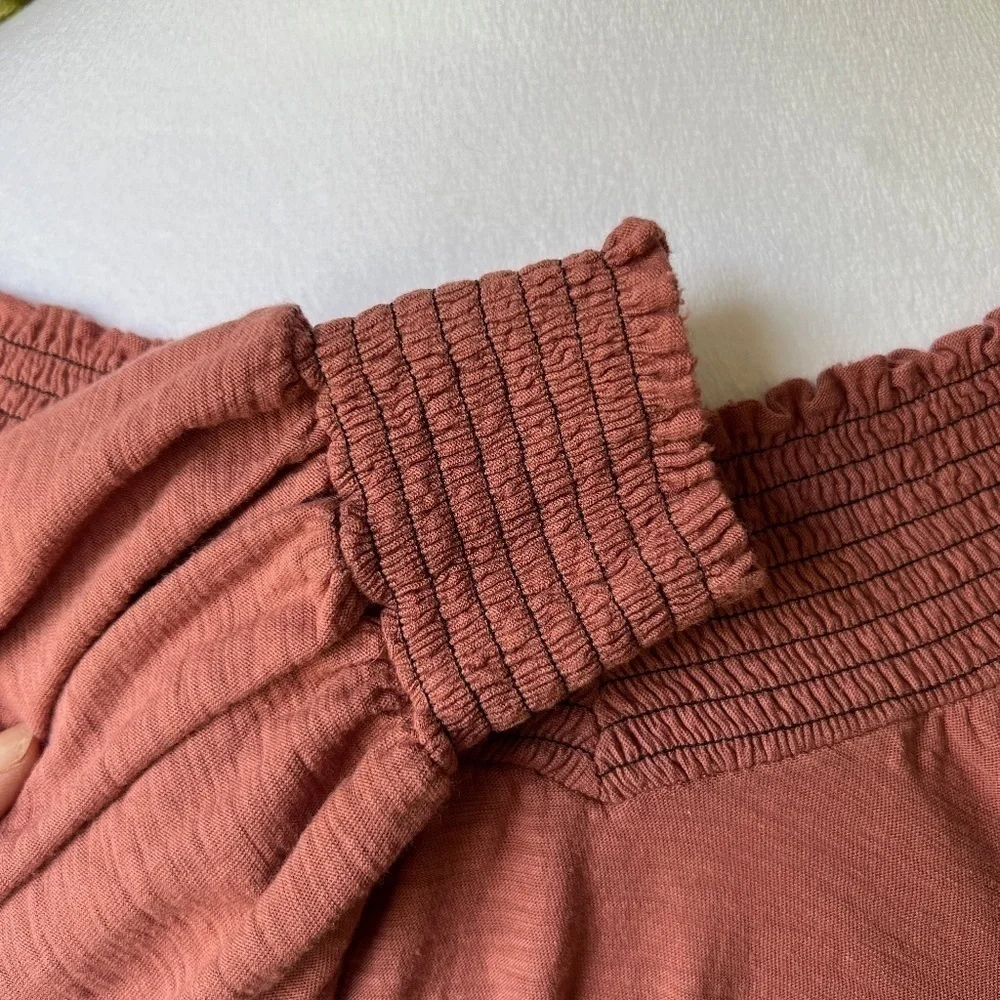 Off The Shoulder Smocked Blouse in Rosewater Size XS